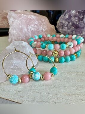 Pink Opal and Howlite beaded bracelet and hoop earring set - seafoam and pink